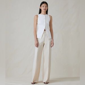 Attersee Sculpted Vest in Ivory - Size 2. Worn Once for an Event.